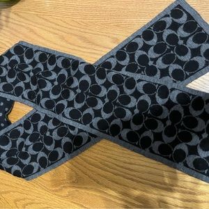 Authentic Coach winter scarf